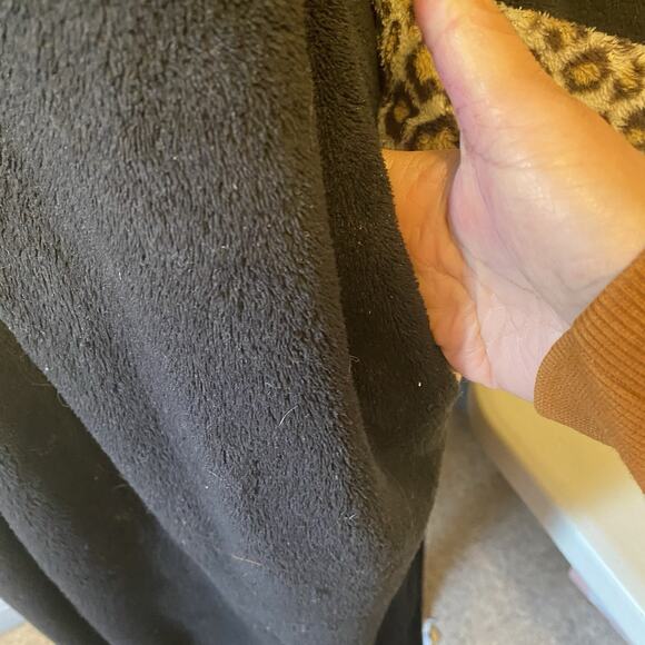 Women Sleep Robe Large Soft Fleece Nightgown Black Animal Print Zip Front Cozy - Picture 9 of 9